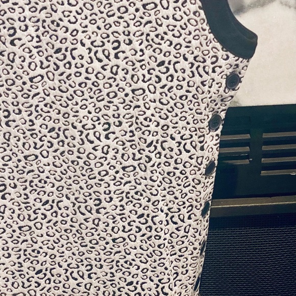 NWOT Ann Taylor Leopard Tank - Picture 3 of 5